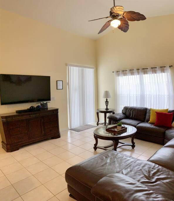 אורלנדו Minutes To Disney! Spacious Home W/ Private Pool, Themed Rooms! מראה חיצוני תמונה